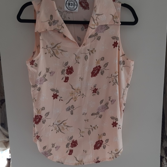 Coral floral polo top for women - Picture 1 of 4